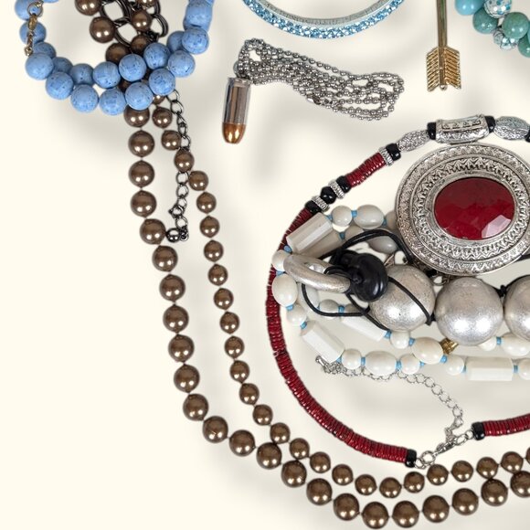 NEPTUNUS - Vintage To Now Jewelry Lot - 047 - Picture 4 of 7